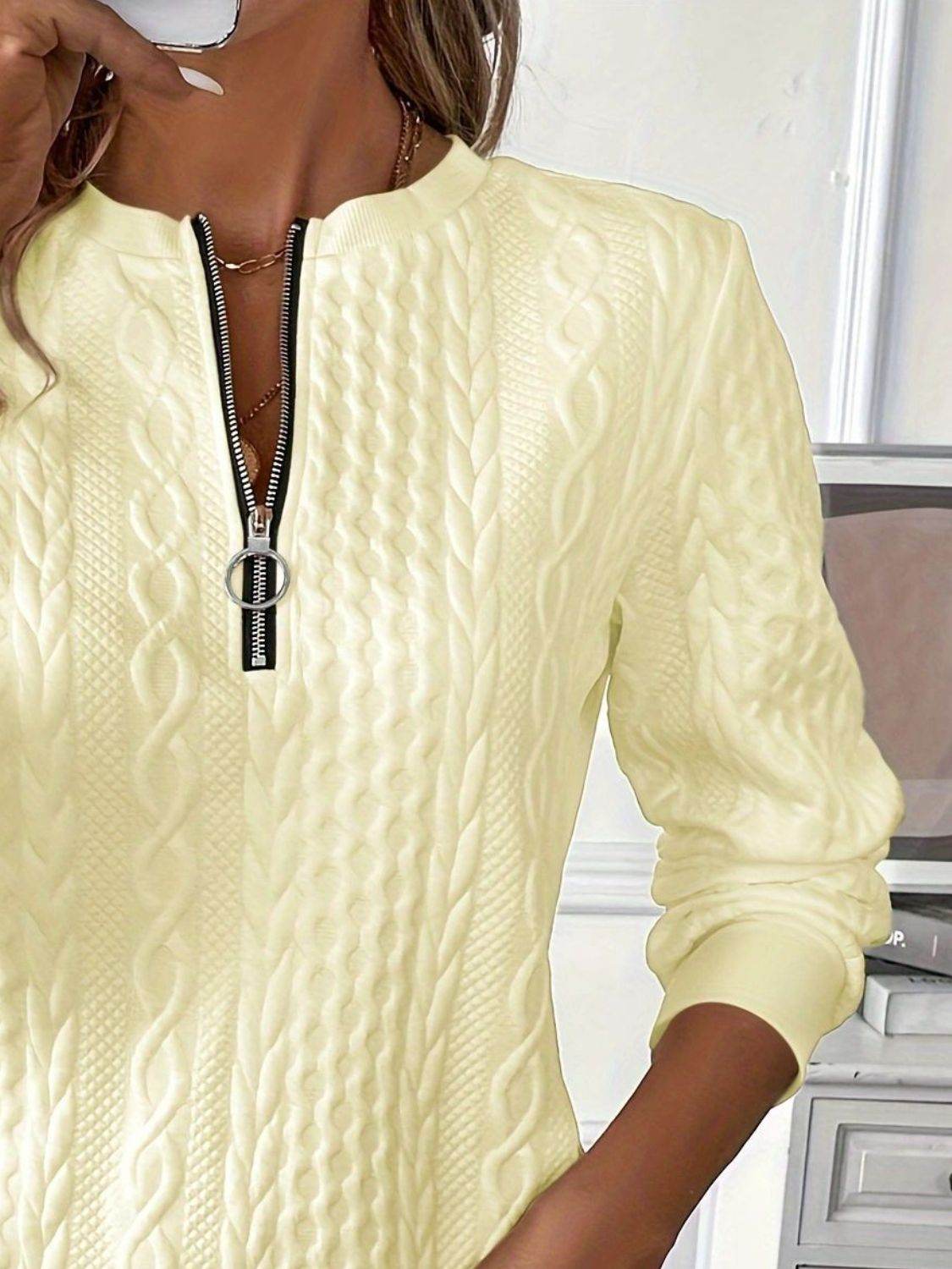 Strukturiertes Langarm-Sweatshirt mit Reißverschluss für Damen - FreeWave Fashion