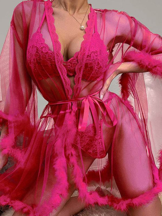 Verführerisches Damen-Nachtkleid mit Federn und Mesh - FreeWave Fashion 
