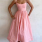 Sexy Damenkleid mit U-Ausschnitt und plissierten Hosenträgern - FreeWave Fashion 