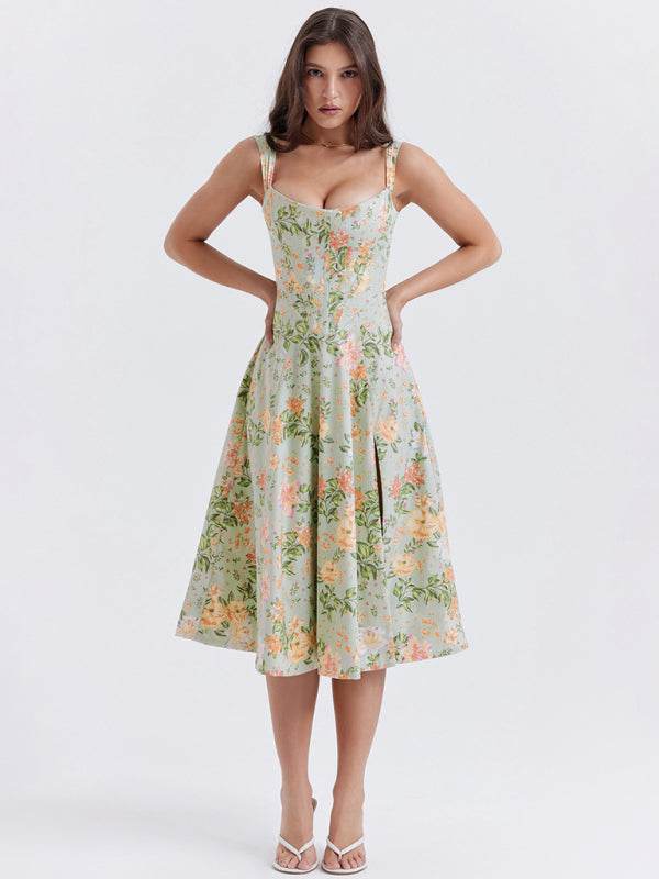 Kleid und schmalen Hosenträgern - FreeWave Fashion 