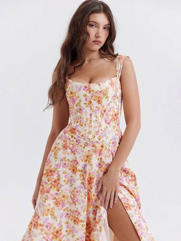 Kleid und schmalen Hosenträgern - FreeWave Fashion 