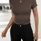 Unifarbenes Oberteil, tailliertes, kurzes, schmal geschnittenes, nabelfreies T-Shirt - FreeWave Fashion 