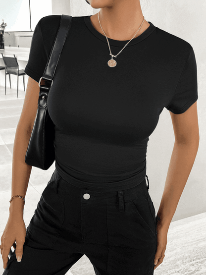 Unifarbenes Oberteil, tailliertes, kurzes, schmal geschnittenes, nabelfreies T-Shirt - FreeWave Fashion 