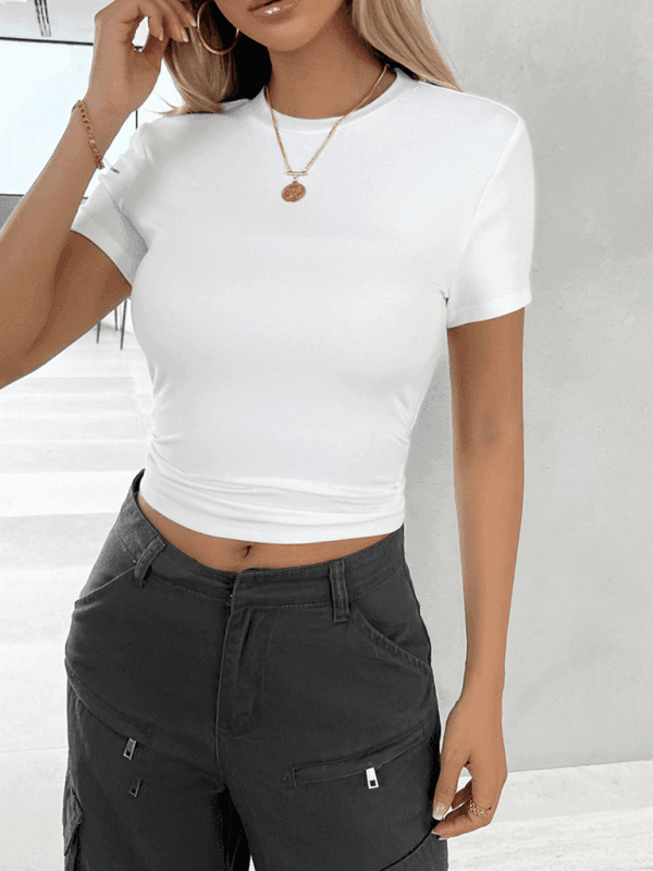 Unifarbenes Oberteil, tailliertes, kurzes, schmal geschnittenes, nabelfreies T-Shirt - FreeWave Fashion 