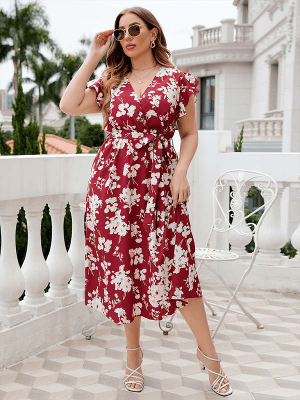 Rotes Kleid mit V-Ausschnitt und Gürtel für Damen in Übergröße - FreeWave Fashion 